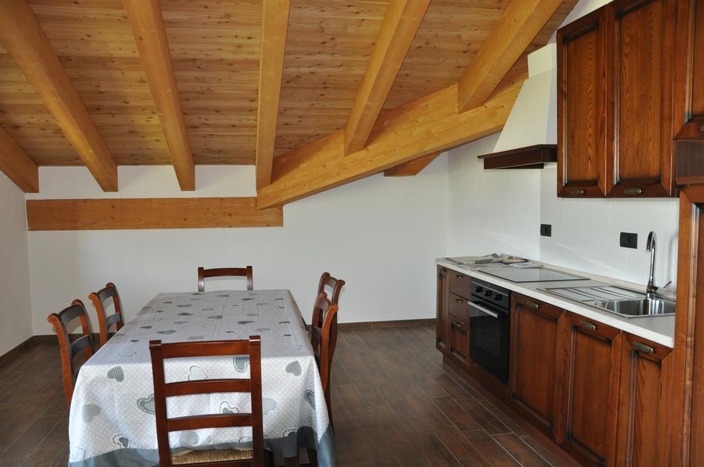 Le Foyer De La Ferme Apartment Aosta Room photo
